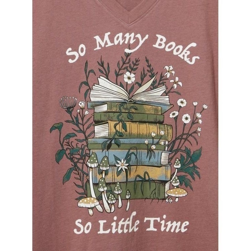 NWT Torrid V-Neck Tee "So Many Books" 3X